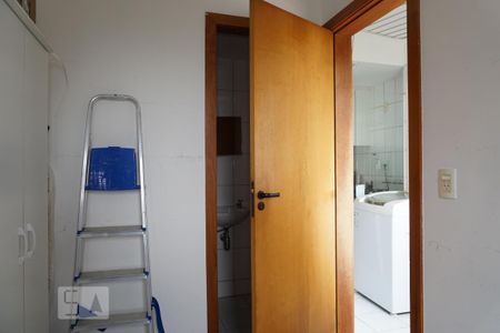 Apartamento para alugar com 99m², 3 quartos e 2 vagasQuarto de Serviço