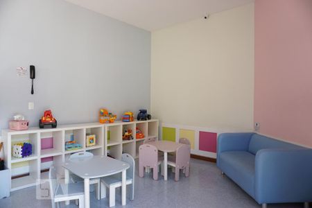 Apartamento para alugar com 99m², 3 quartos e 2 vagasÁrea comum - Brinquedoteca