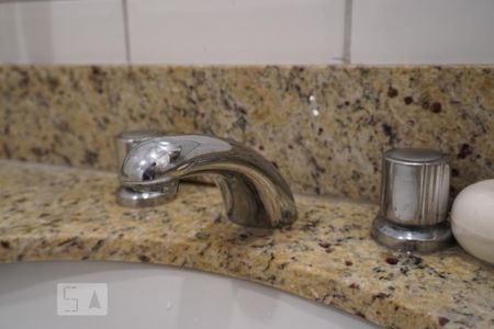 Apartamento para alugar com 99m², 3 quartos e 2 vagasDetalhe Banheiro