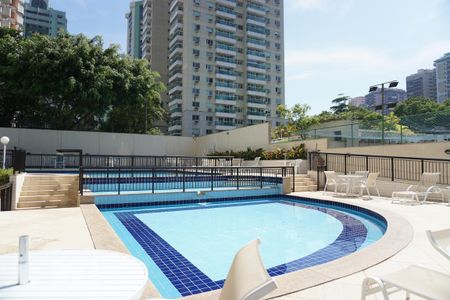 Apartamento para alugar com 99m², 3 quartos e 2 vagasÁrea comum - Piscina