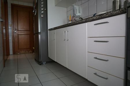 Apartamento para alugar com 99m², 3 quartos e 2 vagasCozinha - Armários