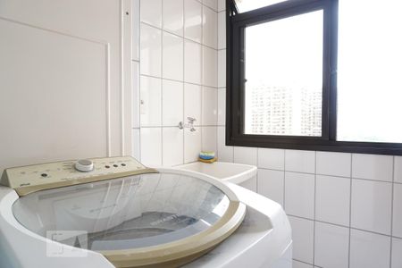 Apartamento para alugar com 99m², 3 quartos e 2 vagasCozinha e Área de Serviço