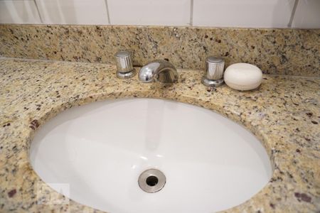 Apartamento para alugar com 99m², 3 quartos e 2 vagasBanheiro Social
