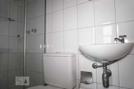 Apartamento para alugar com 99m², 3 quartos e 2 vagasBanheiro de Serviço