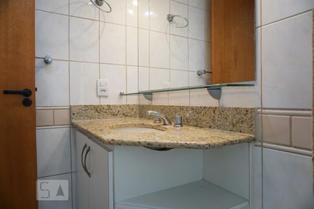 Apartamento para alugar com 99m², 3 quartos e 2 vagasBanheiro da Suíte