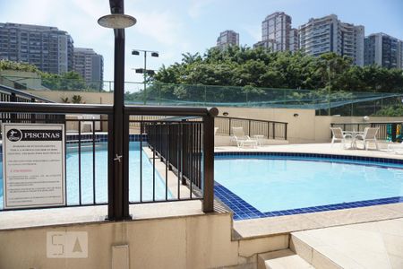 Apartamento para alugar com 99m², 3 quartos e 2 vagasÁrea comum - Piscina