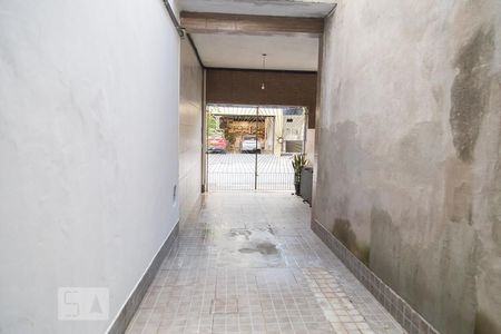 Casa para alugar com 52m², 1 quarto e 1 vaga Casa para alugar com 52m², 1 quarto e 1 vagaEntrada