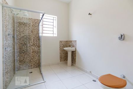 Casa para alugar com 72m², 2 quartos e sem vagaBanheiro