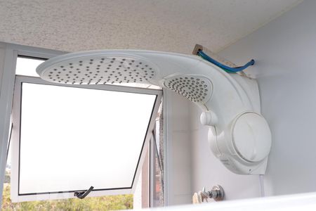 Apartamento à venda com 42m², 2 quartos e 1 vagaBanheiro - chuveiro elétrico