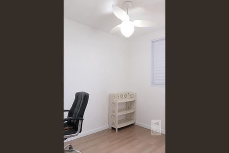 Dormitório 2 de apartamento para alugar com 2 quartos, 42m² em Jardim São Gabriel, Campinas