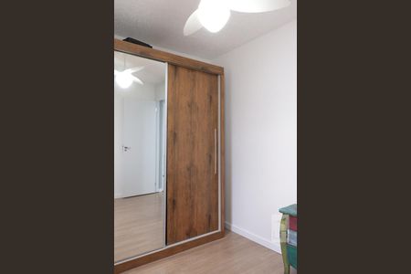 Dormitório 1 de apartamento para alugar com 2 quartos, 42m² em Jardim São Gabriel, Campinas