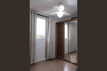 Dormitório 1 de apartamento para alugar com 2 quartos, 42m² em Jardim São Gabriel, Campinas