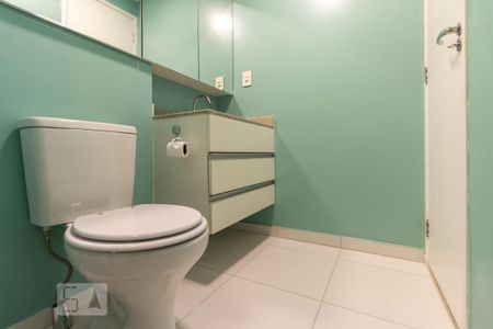 Banheiro de kitnet/studio à venda com 1 quarto, 24m² em Consolação, São Paulo