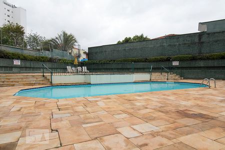 Apartamento à venda com 101m², 3 quartos e 2 vagasÁrea comum - Piscina