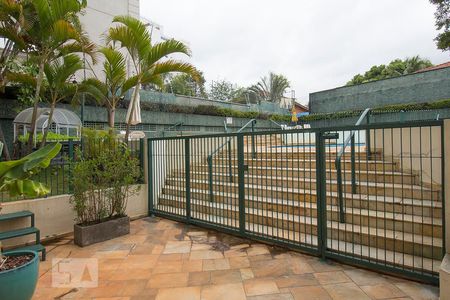 Apartamento à venda com 101m², 3 quartos e 2 vagasÁrea comum - Entrada da Piscina