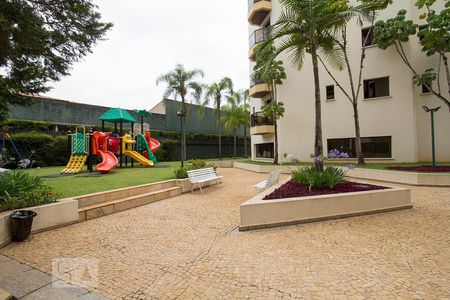 Apartamento à venda com 101m², 3 quartos e 2 vagasÁrea Comum - Playground