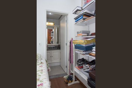 Apartamento à venda com 101m², 3 quartos e 2 vagasEntrada banheiro da suíte