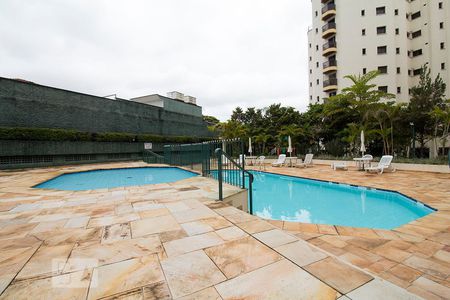Apartamento à venda com 101m², 3 quartos e 2 vagasÁrea comum - Piscina