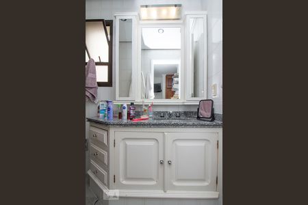 Apartamento à venda com 101m², 3 quartos e 2 vagasBanheiro da Suíte