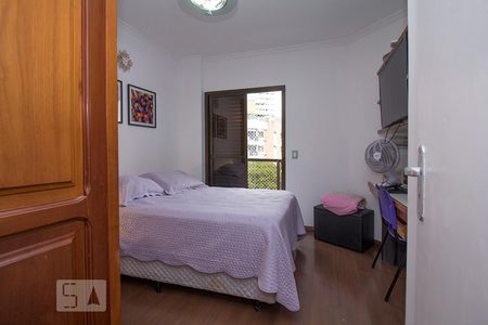 Apartamento à venda com 101m², 3 quartos e 2 vagasQuarto 2