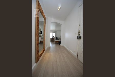 Apartamento para alugar com 200m², 4 quartos e 2 vagasCorredor