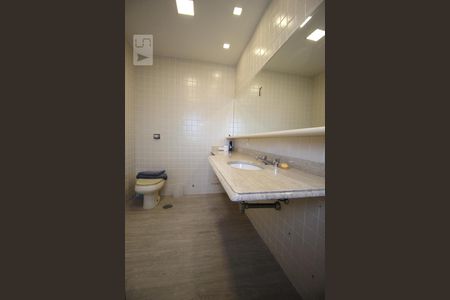 Apartamento para alugar com 200m², 4 quartos e 2 vagasBanheiro