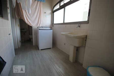 Apartamento para alugar com 200m², 4 quartos e 2 vagasÁrea de Serviço