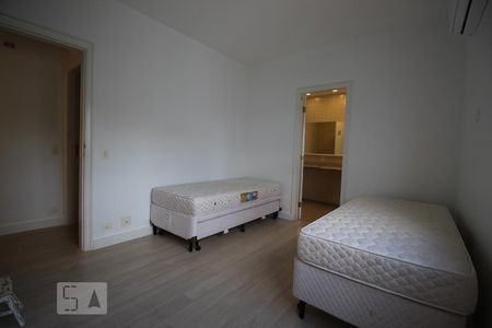 Apartamento para alugar com 200m², 4 quartos e 2 vagasQuarto