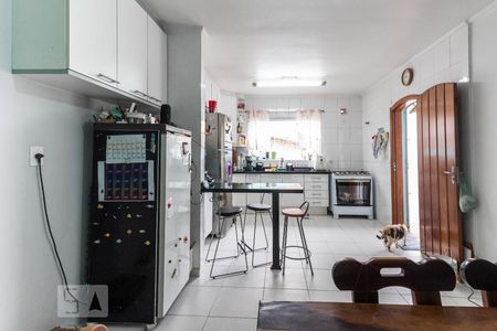 Casa à venda com 168m², 3 quartos e 3 vagasCozinha