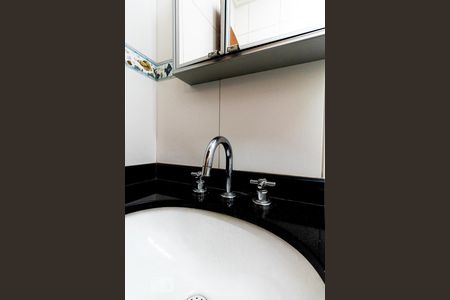 Casa à venda com 168m², 3 quartos e 3 vagasBanheiro