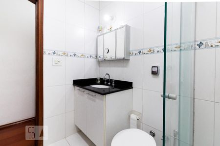 Casa à venda com 168m², 3 quartos e 3 vagasBanheiro da Suíte