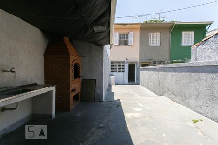 Casa à venda com 108m², 2 quartos e 1 vagaQuintal