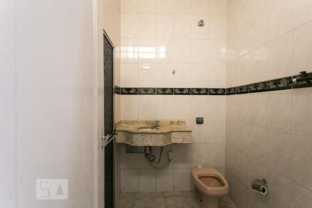 Casa à venda com 108m², 2 quartos e 1 vagaBanheiro