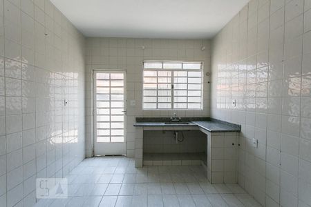 Casa à venda com 108m², 2 quartos e 1 vagaCozinha