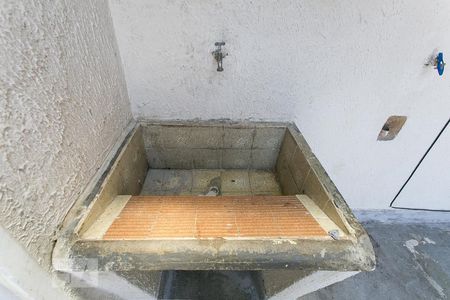 Casa à venda com 108m², 2 quartos e 1 vagaÁrea de Serviço - Tanque