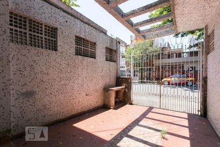 Casa à venda com 108m², 2 quartos e 1 vagaGaragem