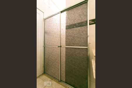 Casa à venda com 108m², 2 quartos e 1 vagaBanheiro