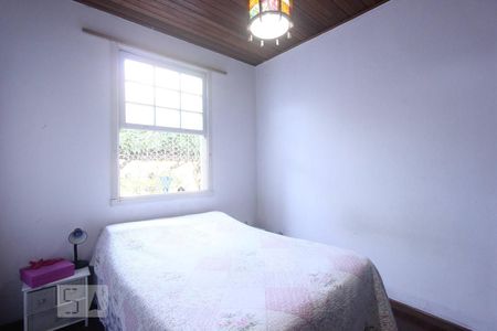 Casa à venda com 80m², 4 quartos e 4 vagas Casa à venda com 80m², 4 quartos e 4 vagasQUARTO 2