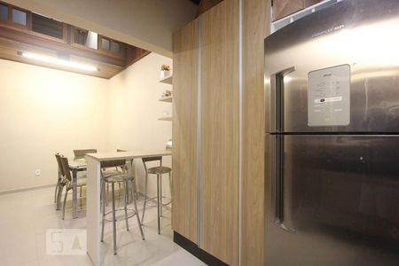 Casa à venda com 80m², 4 quartos e 4 vagas Casa à venda com 80m², 4 quartos e 4 vagasCOZINHA