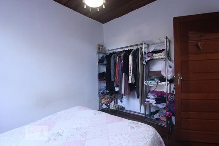 Casa à venda com 80m², 4 quartos e 4 vagas Casa à venda com 80m², 4 quartos e 4 vagasQUARTO 2