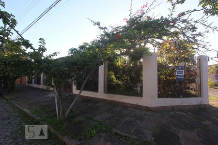 Casa à venda com 80m², 4 quartos e 4 vagas Casa à venda com 80m², 4 quartos e 4 vagasFACHADA