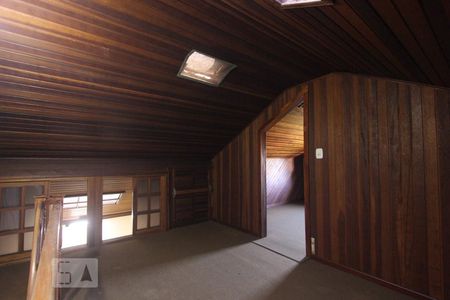 Casa à venda com 80m², 4 quartos e 4 vagas Casa à venda com 80m², 4 quartos e 4 vagasQUARTO 4