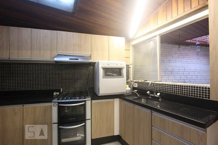 Casa à venda com 80m², 4 quartos e 4 vagas Casa à venda com 80m², 4 quartos e 4 vagasCOZINHA