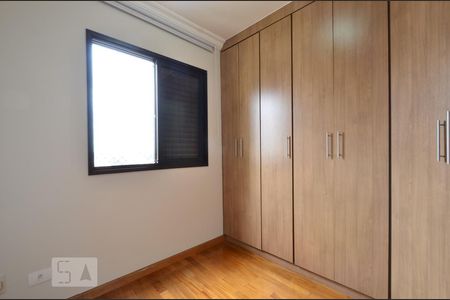 Quarto de apartamento para alugar com 2 quartos, 58m² em Vila Guarani (z Sul), São Paulo