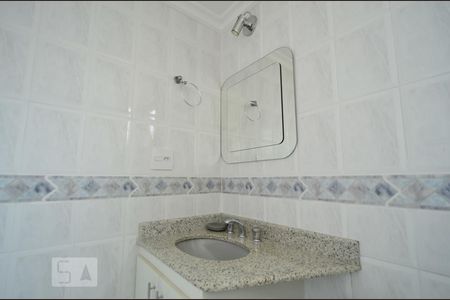 Banheiro Social de apartamento para alugar com 2 quartos, 58m² em Vila Guarani (z Sul), São Paulo