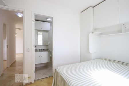 Apartamento para alugar com 75m², 3 quartos e 2 vagas Apartamento para alugar com 75m², 3 quartos e 2 vagasSuíte