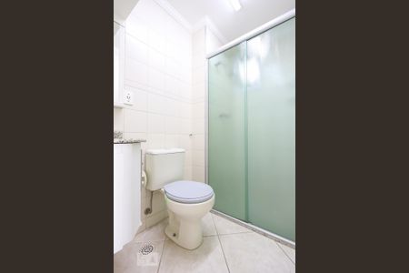Apartamento para alugar com 75m², 3 quartos e 2 vagas Apartamento para alugar com 75m², 3 quartos e 2 vagasSuíte Banheiro