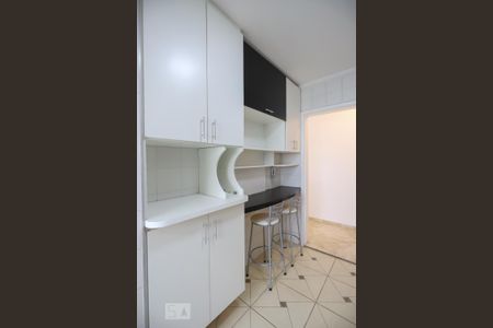 Apartamento para alugar com 75m², 3 quartos e 2 vagas Apartamento para alugar com 75m², 3 quartos e 2 vagasCozinha