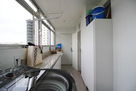 Apartamento à venda com 185m², 3 quartos e 2 vagasÁrea de Serviço 