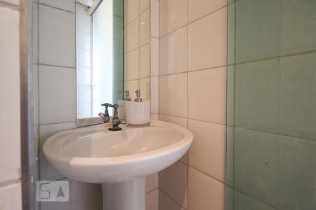 Apartamento à venda com 185m², 3 quartos e 2 vagasBanheiro de Serviço